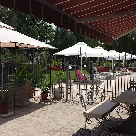 Hotel Racic Self-check In 2*