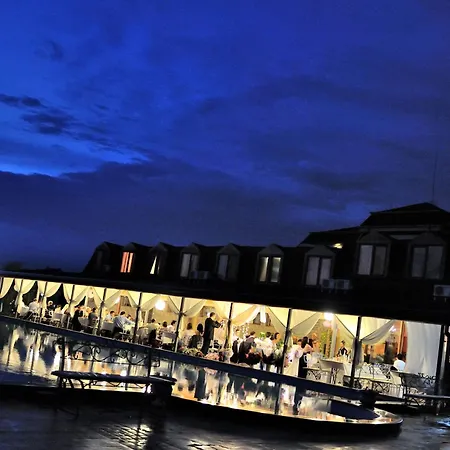 Hotel Racic Self-check In 2*