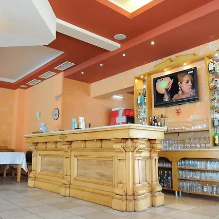 Hotel Racic Self-check In 2*