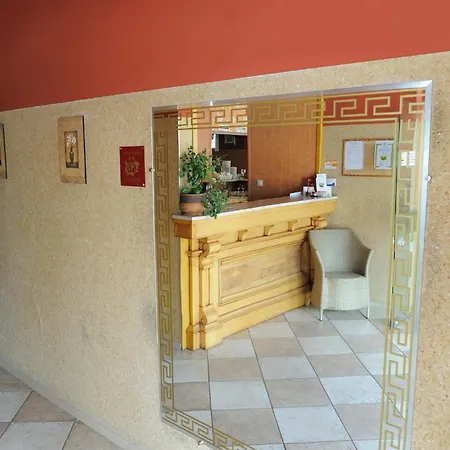 Hotel Racic Self-check In Voyvodinovo