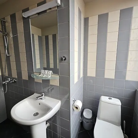 Racic Self-check In Hotel